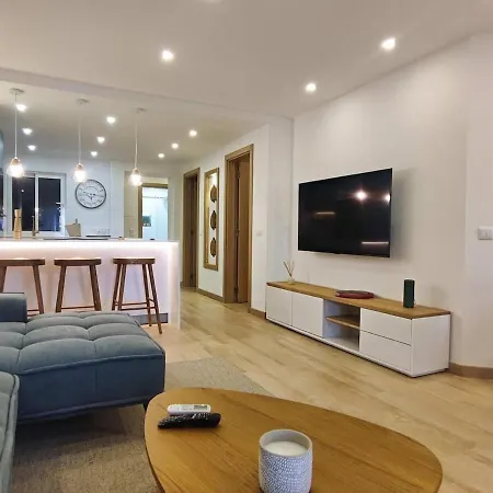 Garden House - Luxurious & 6 Pools & Golf & Tennis Court
